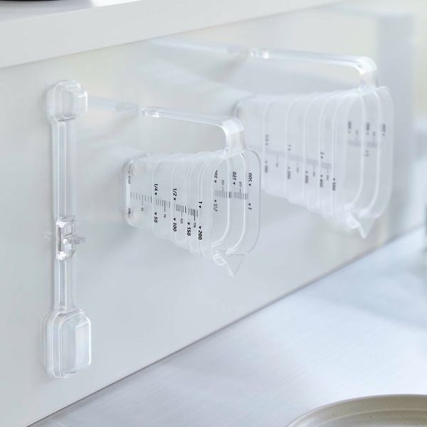 山崎実業 マグネット段々計量カップ タワー 200ml tower | キッチン雑貨・タワーシリーズ