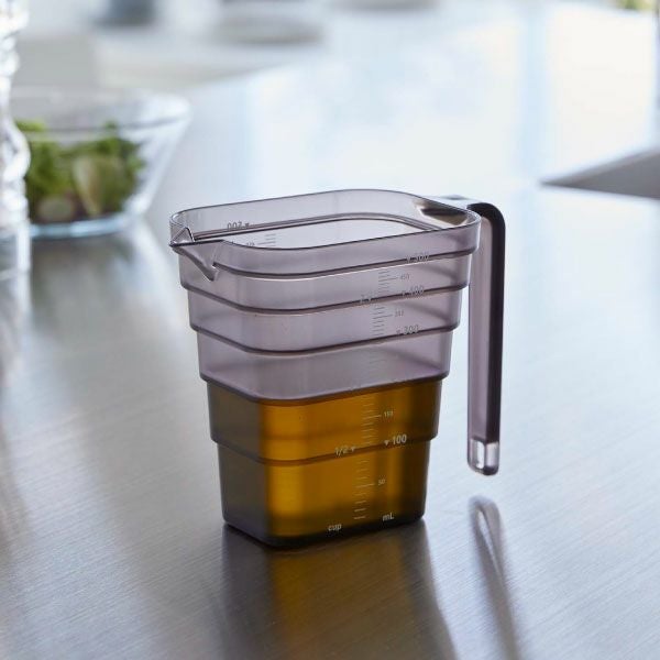 山崎実業 マグネット段々計量カップ タワー 500ml tower | キッチン雑貨・タワーシリーズ