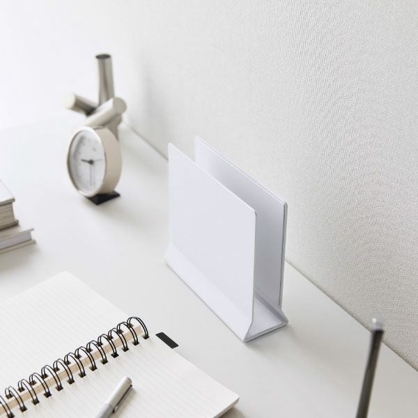 山崎実業 スリムノートパソコンスタンド タワー tower | インテリア雑貨・タワーシリーズ