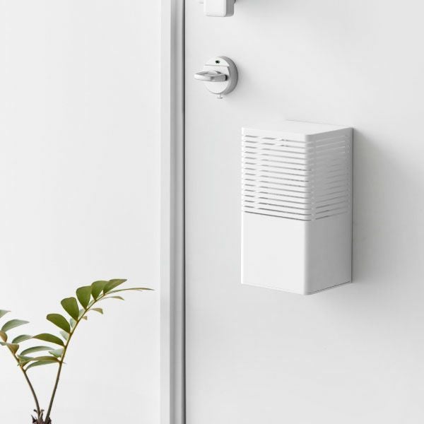 山崎実業 マグネット消臭剤ケース tower L | 収納ボックス・タワー
