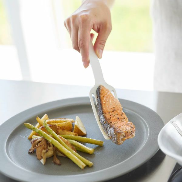 山崎実業 シリコーンハンドルロングターナー タワー tower | キッチン雑貨・タワーシリーズ