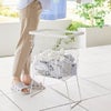 山崎実業 折り畳み脚付きランドリーバスケット tower | インテリア雑貨・タワーシリーズ