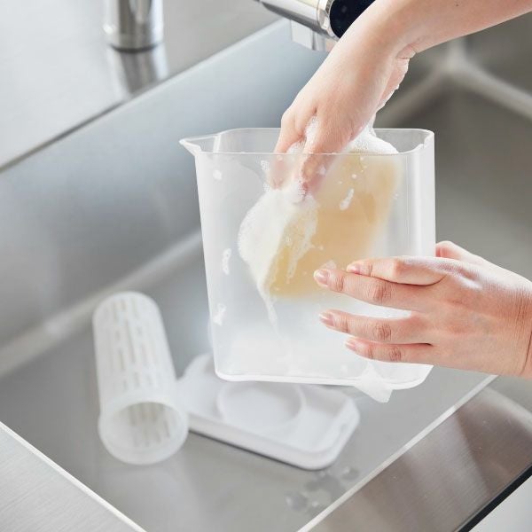 山崎実業 棚に入れられる冷水筒 タワー 1L tower | キッチン雑貨・タワーシリーズ