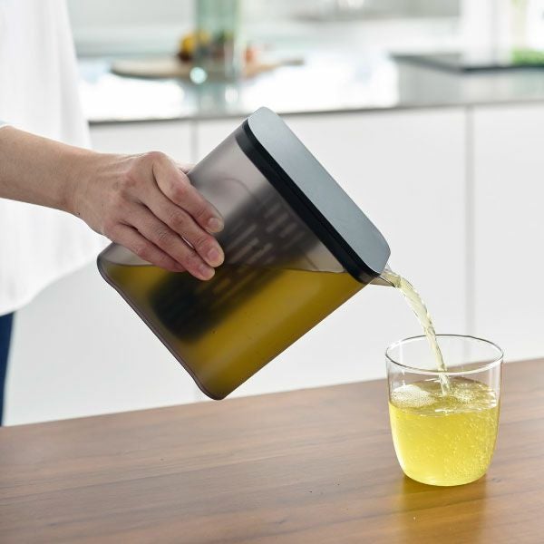 山崎実業 棚に入れられる冷水筒 タワー 1L tower | キッチン雑貨・タワーシリーズ