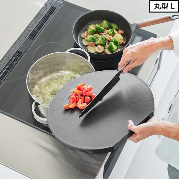 山崎実業 食洗機対応 マグネット抗菌まな板 タワー ラウンド Ｌ | キッチン雑貨・タワーシリーズ